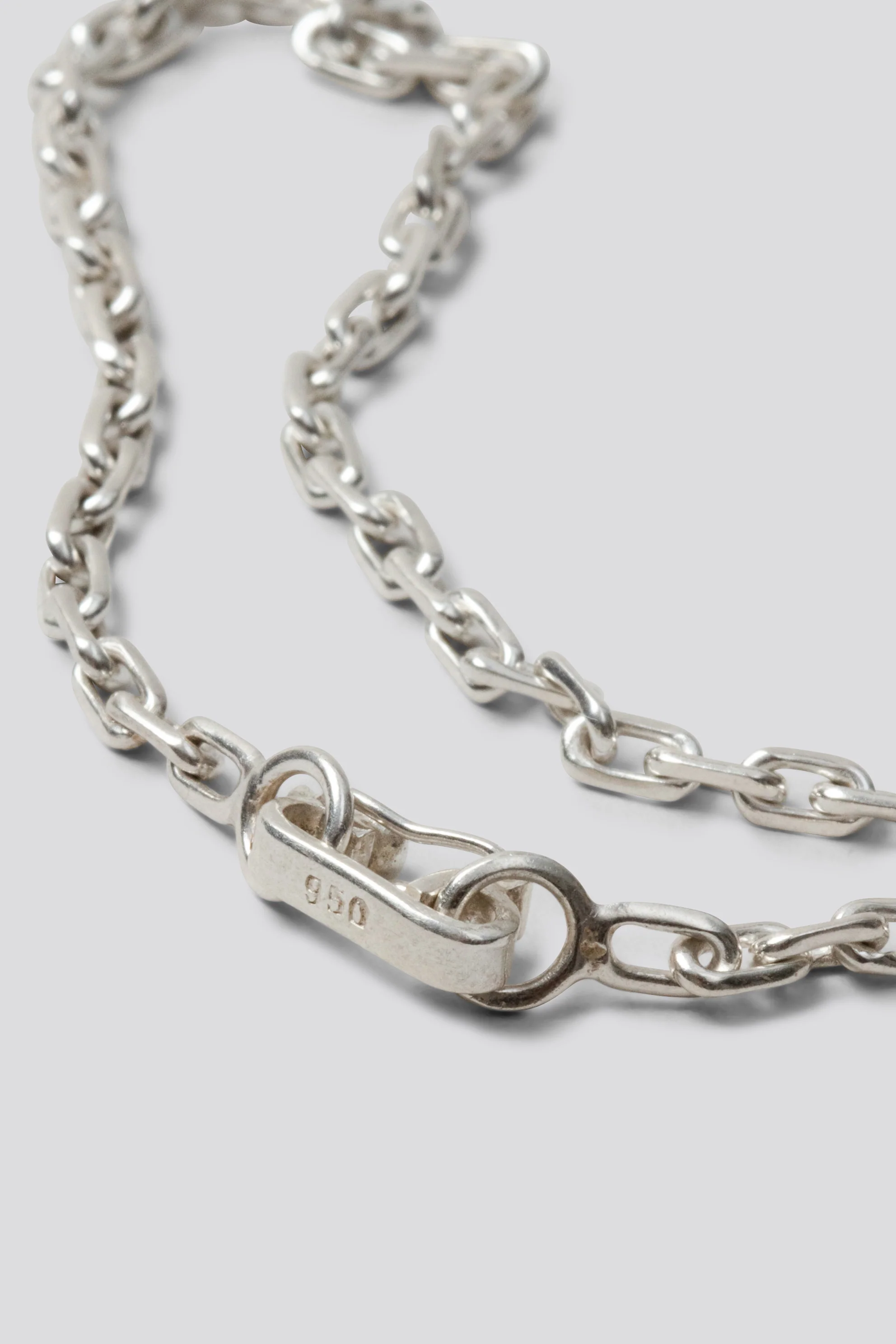 Dainty Lorne Bracelet - Image 5